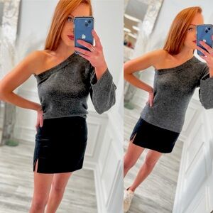 NWT Olivaceous Sweater Top One Shoulder Sleeve Gray Soft Small Shirt New W/ Tags